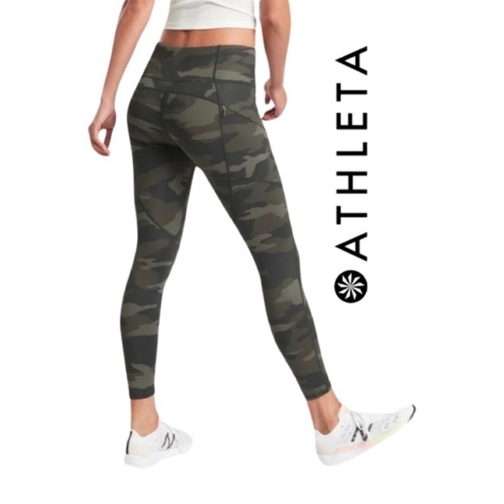 Athleta Camo Contender 7/8 Tight legging, Camo 16358